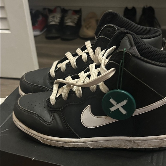 Timberland, & Nike. Kids Black & white High-Top Sneakers‼️ Glow in the dark Dunk - Picture 4 of 15